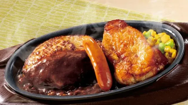 鉄板ハンバーグミックスグリル（ガスト）