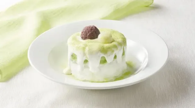純氷ドルチェ”淡雪” （ミニサイズ）西尾のお抹茶と十勝あずきのショートケーキ氷（ジョナサン）