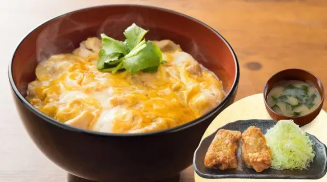 親子丼＆から揚げ・味噌汁セット（から好し）