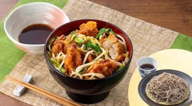 ジンギスカン風“北海道” ザンギ丼 もり蕎麦セット（から好し）