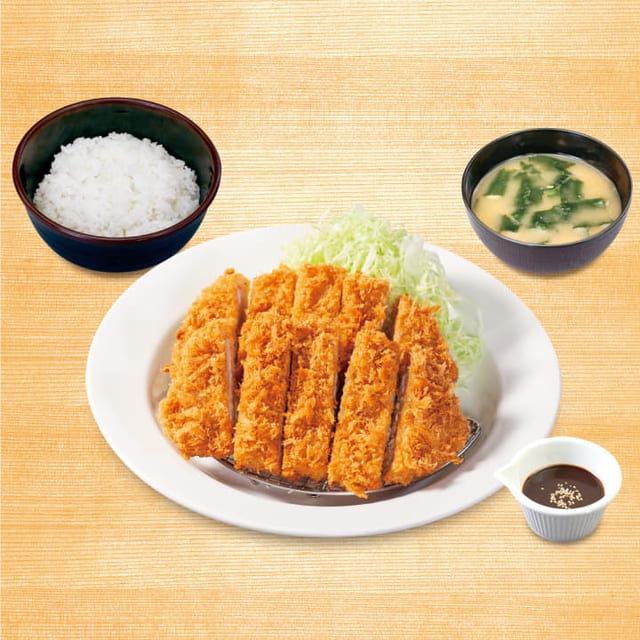 ダブル味噌ロースかつ定食（松のや）