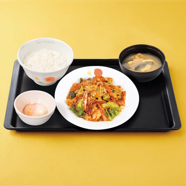回鍋肉定食半熟玉子（松屋）