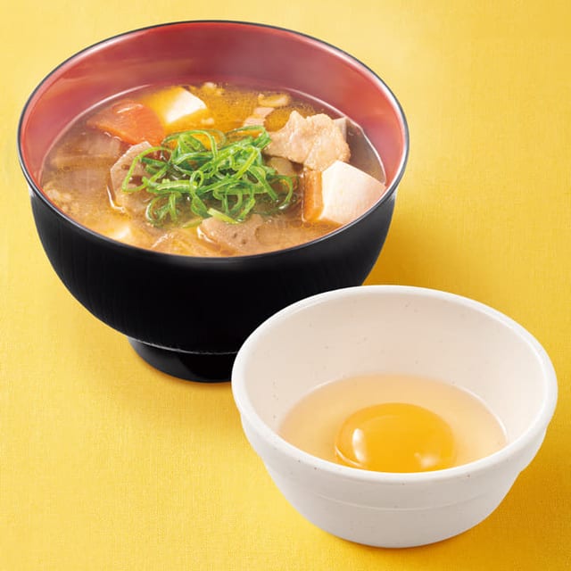 豚汁生玉子セット（松屋）