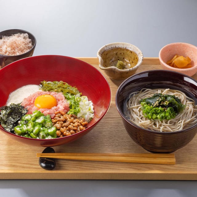 大戸屋ばくだん丼と麺のセット（大戸屋）