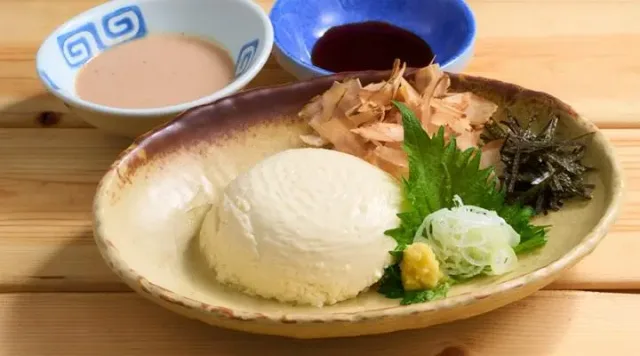 自家製おぼろ豆富（くるみだれ付）（夢庵）