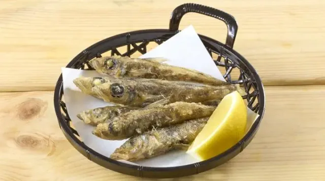 メヒカリの唐揚げ（夢庵）