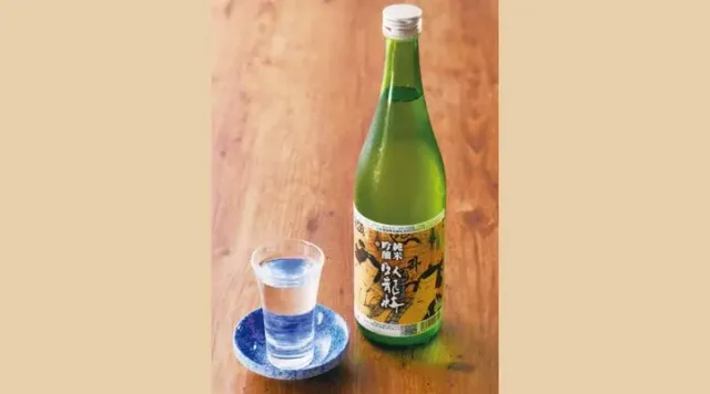臥龍梅（がりゅうばい）（グラス）（夢庵）